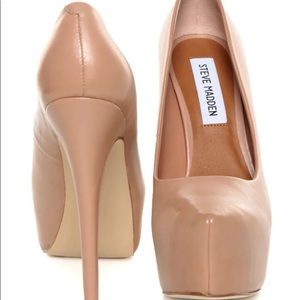 Steve Madden Dejavu Platform Heels